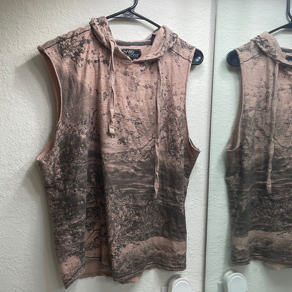 Sleeveless Hoodie